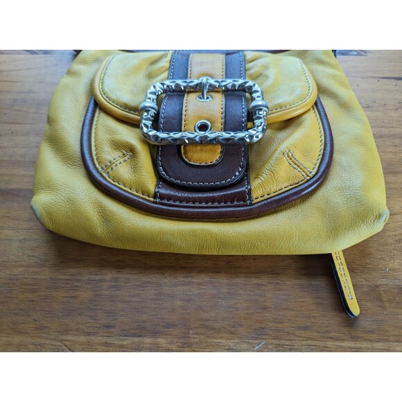 B. Makowsky Organizer Mustard & Brown Genuine Leather Messenger Cross-body bag - Picture 2 of 16